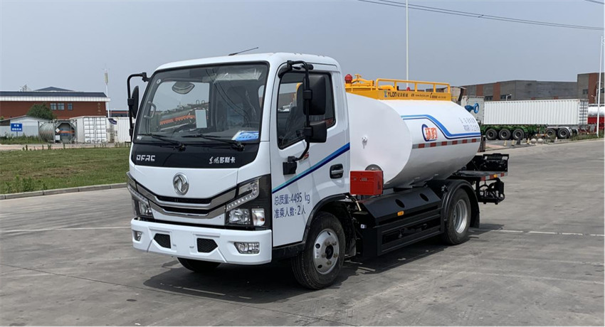 聯(lián)系億龍|河南億龍機械設(shè)備有限公司